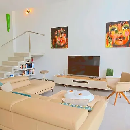 Segolene Design Villa *